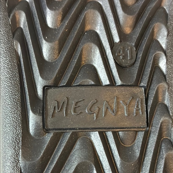 MEGNYA Black Women's Sandals - Picture 7 of 9